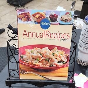 PILLSBURY 2007 ANNUAL RECIPES COOKBOOK